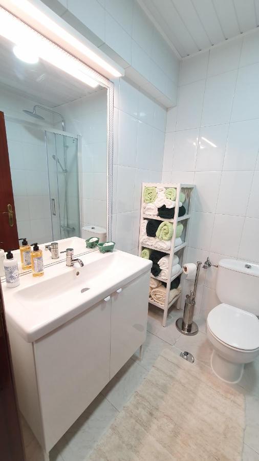 Caldas Da Rainha'S Green & White Екстериор снимка